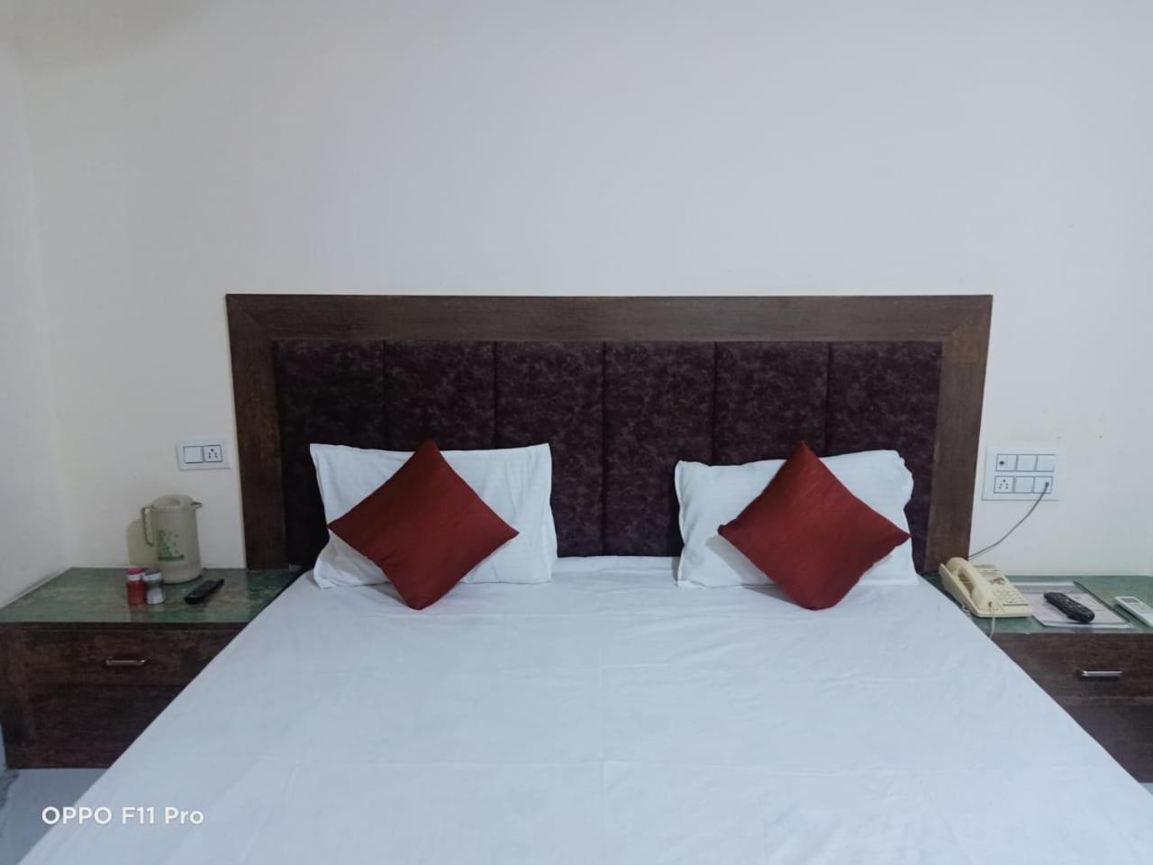 Hotel Ambassador Inn Gwalior Eksteriør billede